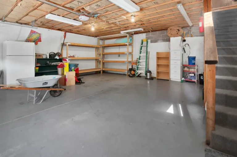 Basement Ceiling Cost - Basement Ceiling Cost Drop Ceiling vs Drywall Ontario