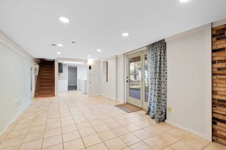 Basement Wall Panels vs Drywall - Basement Wall Panels vs Drywall Cost Comparison Canada